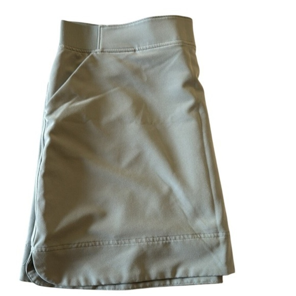 32 DEGREES. Women's Cream‎ De Menthe Athletic Green Skort. Sz L.
